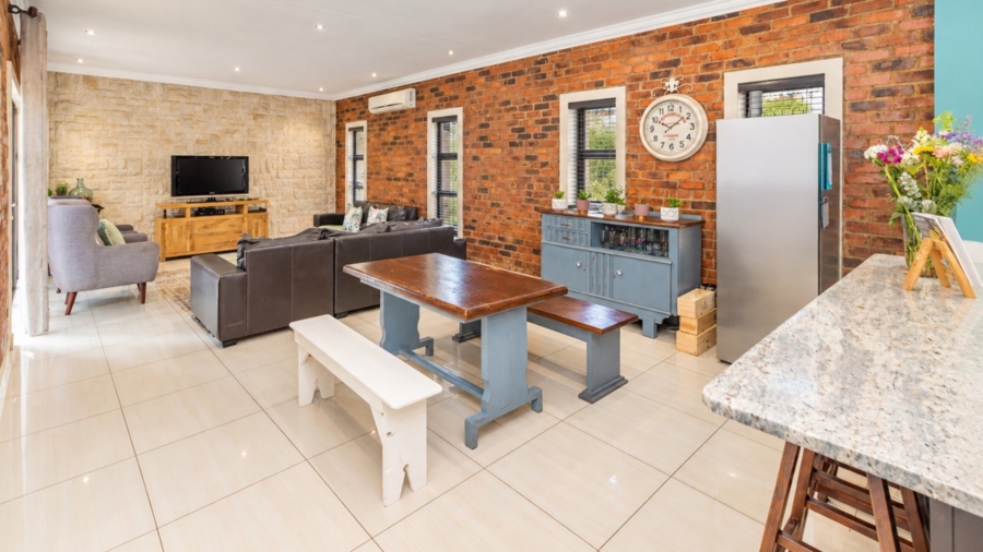 5 Bedroom Property for Sale in Xanadu Nature Estate North West